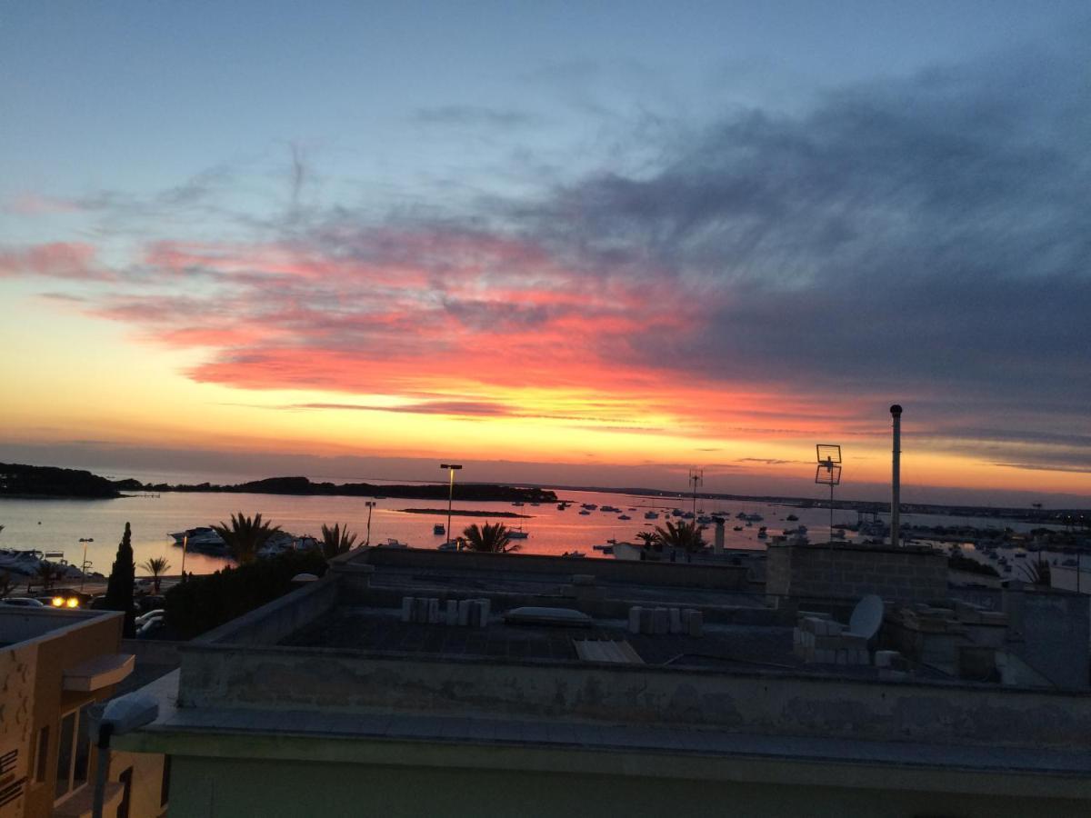 Albergo Piazza Risorgimento Porto Cesareo Exterior foto