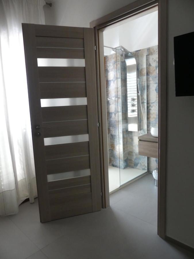 Albergo Piazza Risorgimento Porto Cesareo Exterior foto